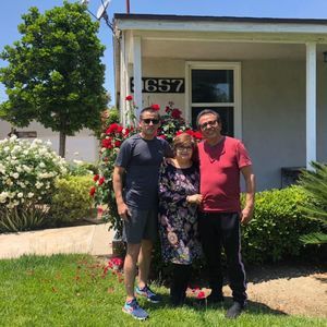 Meet your Posher, Sebastian